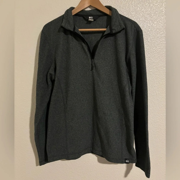 REI Men’s Charcoal Gray Half Zip Fleece Pullover Size Medium | hiking | comfy - Picture 1 of 5